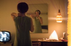 1963-mom in mirror