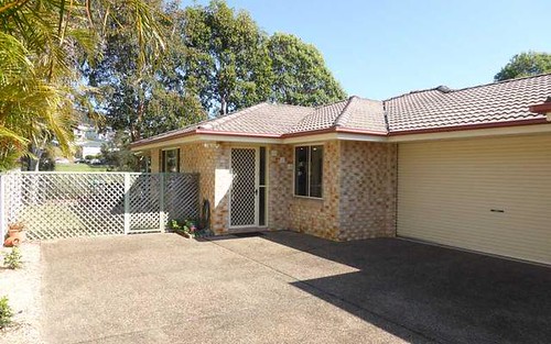 2/5 Burke Close, Forster NSW
