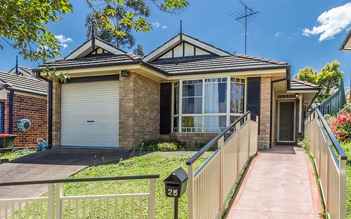 25 Kashmir Ave, Quakers Hill NSW