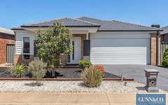 71 Brownlow Drive, Point Cook VIC