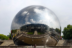 Anglų lietuvių žodynas. Žodis geodesic dome reiškia geodeziniai kupolai lietuviškai.