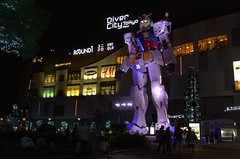 Life sized Gundam Robot
