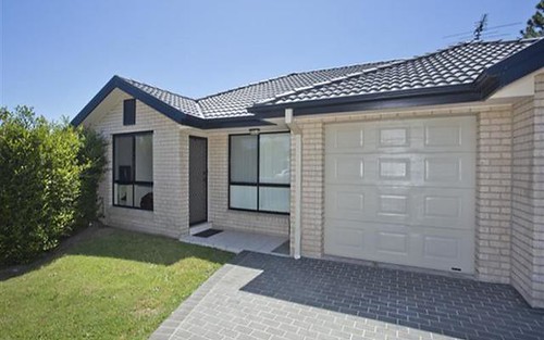 2/20 Justine Pde, Rutherford NSW 2320