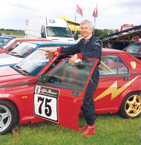Double champion (1987 & 1989) and leading light in ARCA since it was formed in 2001 – Clive Hodgkin with one of his 75s in pre-Alfashop days.