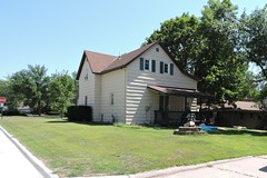 1552 4th Ave, Windom, Minnesota. Long time residence of Charles and Ebba Hoffstrom. Charles was a former mayor of Windom.