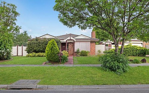 89 Waradgery Drive, Rowville VIC