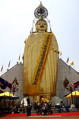 Big Buddha by seanleoryan, on Flickr