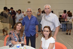 2124. Pedro Garza Núñez y Protacio Serna con Tere Cantú de Salinas y Silvia Rodríguez de Serna.