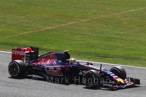 Carlos Sainz Jr in Qualifying for the 2015 British Grand Prix