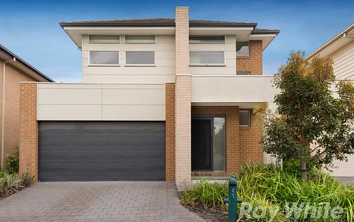 27 Barrier Reef Cct, Endeavour Hills VIC 3802