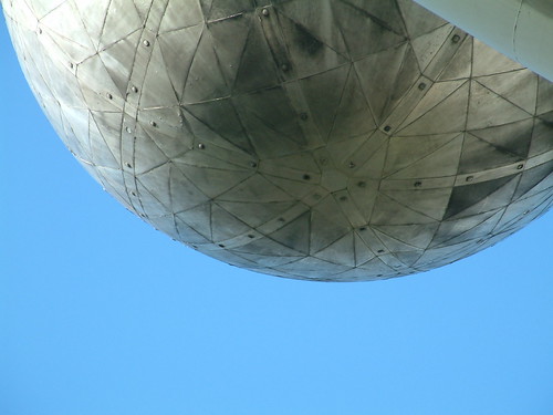 Half a ball from the Atomium