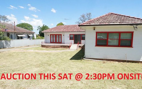 79 Station St, Fairfield Heights NSW 2165