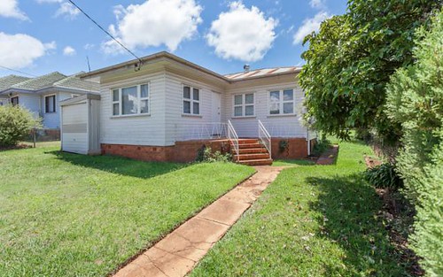 29 Welcombe Avenue, Rockville QLD 4350