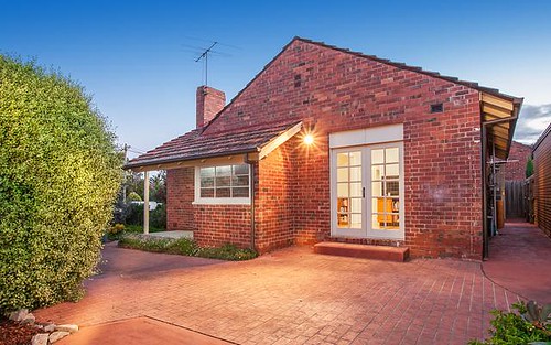 11 Armstrong St, Reservoir VIC 3073