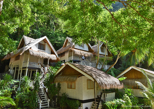 Miniloc Island - Cliff and Garden Cottages (Photocourtesy of El Nido Resorts)