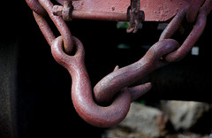 Anglų lietuvių žodynas. Žodis chain coupling reiškia grandinės, movos lietuviškai.