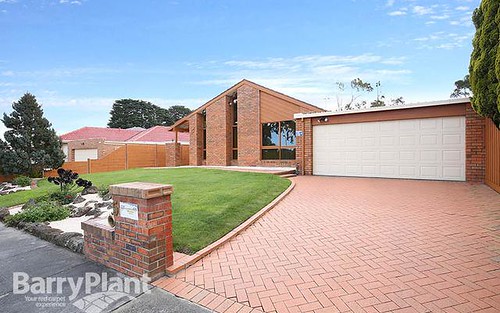 5 Landsdale Cr, Wantirna South VIC 3152