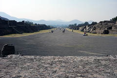 Avenue of the Dead (looking south), Teōtīhuacān