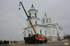 25. Consecrating and raising of the domes in Karmazinovka / Освящение и поднятие колоколов в Кармазиновке. 10 ноября 2010 г