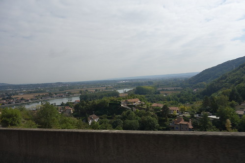 Nous traversons à nouveau la vallée du Rhône