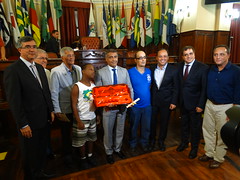 Senador Romário recebe homenagem da Apae