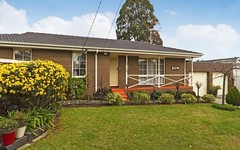 8 Brownlee Crescent, Wheelers Hill VIC