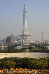 2 Minare e Pakistan, Lahore- Photo by Imran Y. CHOUDHRY