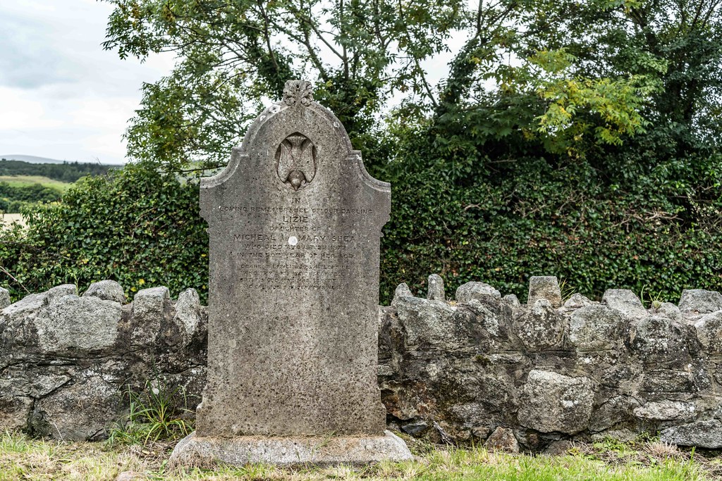 TULLY CHURCH AND THE LAUGHANSTOWN CROSSES [SEPTEMBER 2015] REF-108616