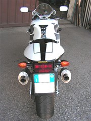 honda_vtr_sp2_105 • <a style="font-size:0.8em;" href="http://www.flickr.com/photos/143934115@N07/31103427444/" target="_blank">View on Flickr</a>
