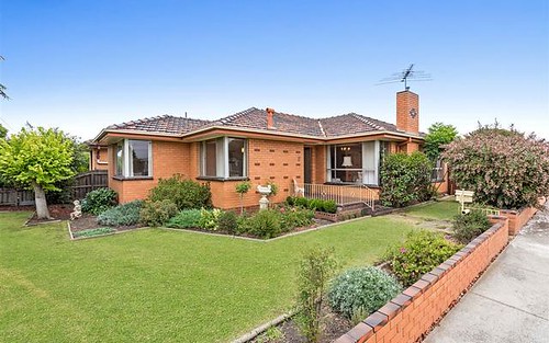 2 Mccurdy Rd, Herne Hill VIC 3218