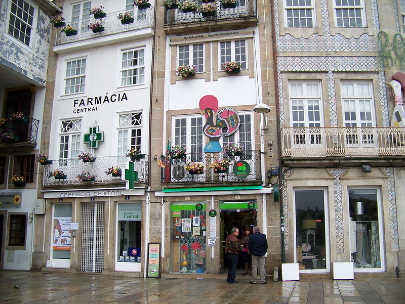 farbojo Barcelos Portugal<br/>© <a href="https://flickr.com/people/108718194@N04" target="_blank" rel="nofollow">108718194@N04</a> (<a href="https://flickr.com/photo.gne?id=21872573249" target="_blank" rel="nofollow">Flickr</a>)
