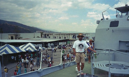 Willie next door to TTYA at the Maritime Museum