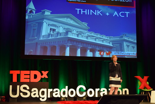 TEDxUSagradoCorazón • <a style="font-size:0.8em;" href="http://www.flickr.com/photos/104886953@N05/22105803578/" target="_blank">View on Flickr</a>