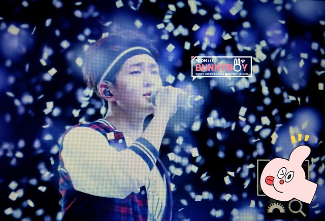 150816 Onew @ 'SHINee World Concert IV in Taipei' 20644701731_6bd604bd10_z
