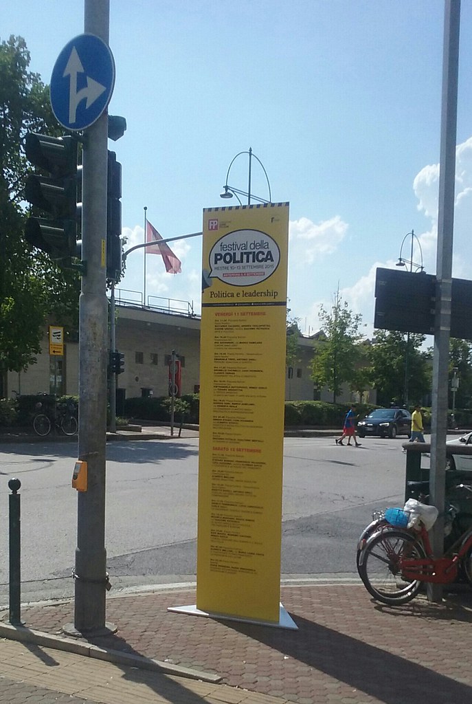 #festpolitica 2015 - Tocchi di giallo