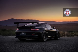 Porsche 911 GT3 RS on HRE Wheels