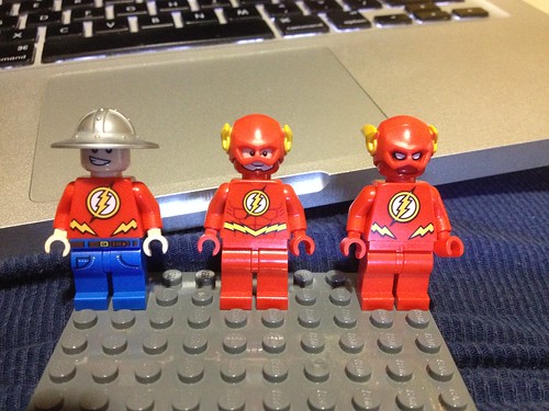 LEGO FLASH / FLASHES: Jay Garrick, Barry Allen (official) and West - a photo on Flickriver