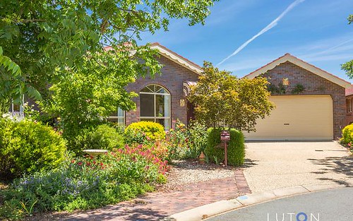 5 Knoll Place, Palmerston ACT