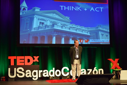 TEDxUSagradoCorazón • <a style="font-size:0.8em;" href="http://www.flickr.com/photos/104886953@N05/21672448323/" target="_blank">View on Flickr</a>