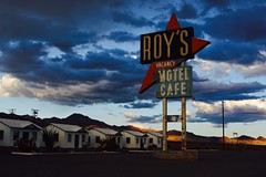 The evening skies of abandonment @ Roy's Motel