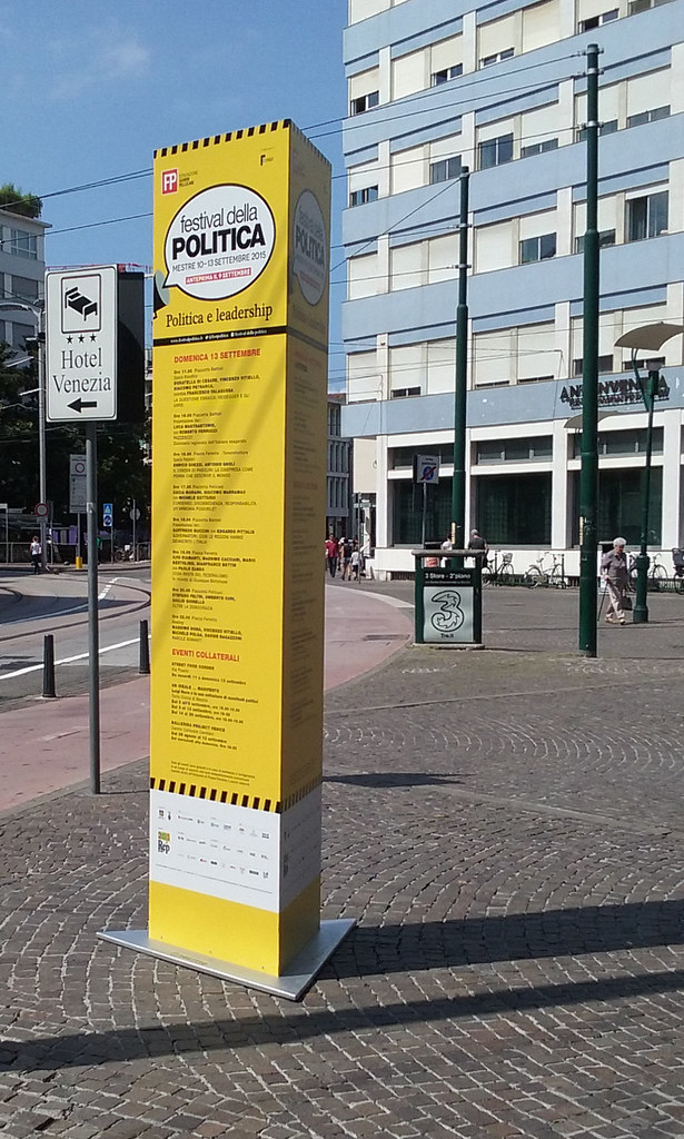 #festpolitica 2015 - Tocchi di giallo
