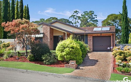 13 Woodport Cl, Green Point NSW