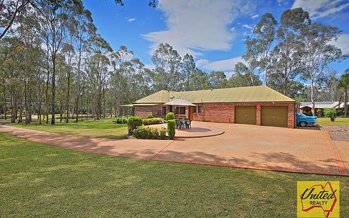 10 St James Road, Varroville NSW 2566