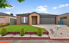 15 Bowyer Ave, Cranbourne East Vic