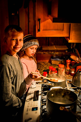 Kai and Nora make thier annual porridge to leave for Santa's reindeer. • <a style="font-size:0.8em;" href="http://www.flickr.com/photos/96277117@N00/31777406321/" target="_blank">View on Flickr</a>