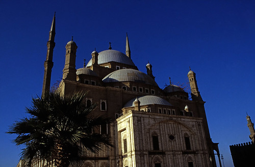 Ägypten 1999 (683) Kairo: Muhammad-Ali-Moschee • <a style="font-size:0.8em;" href="http://www.flickr.com/photos/69570948@N04/32555034172/" target="_blank">Auf Flickr ansehen</a>