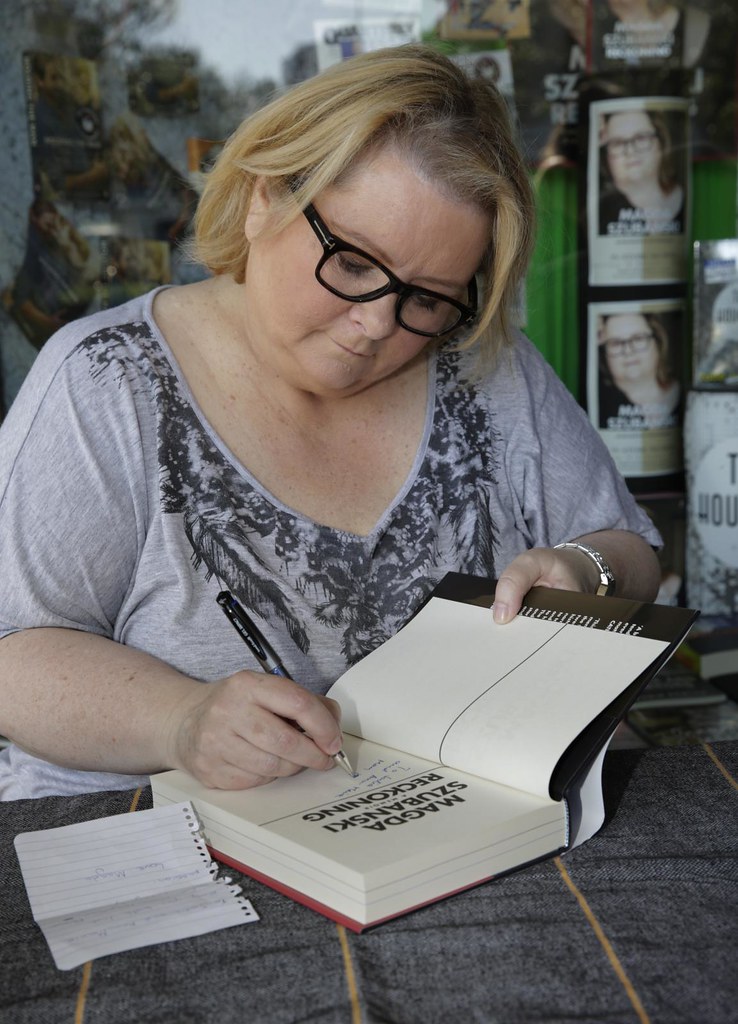 ann-marie calilhanna- magda szubanski book signing @ the book shop darlinghurst_031