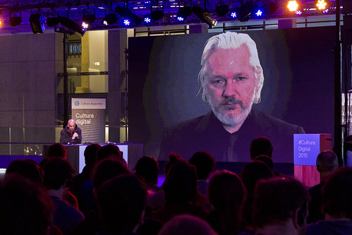 Videoconferencia con Julia'n Assange - Foro Cultura Digital, From FlickrPhotos