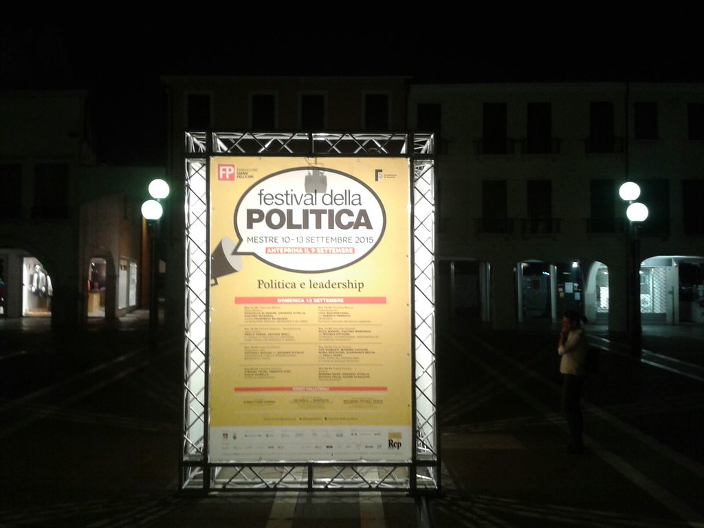 #festpolitica 2015 - Tocchi di giallo