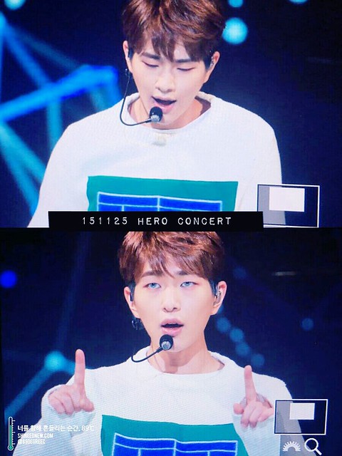 151125 Onew @ MBN Hero Concert 22948294299_96e35b6f9a_z